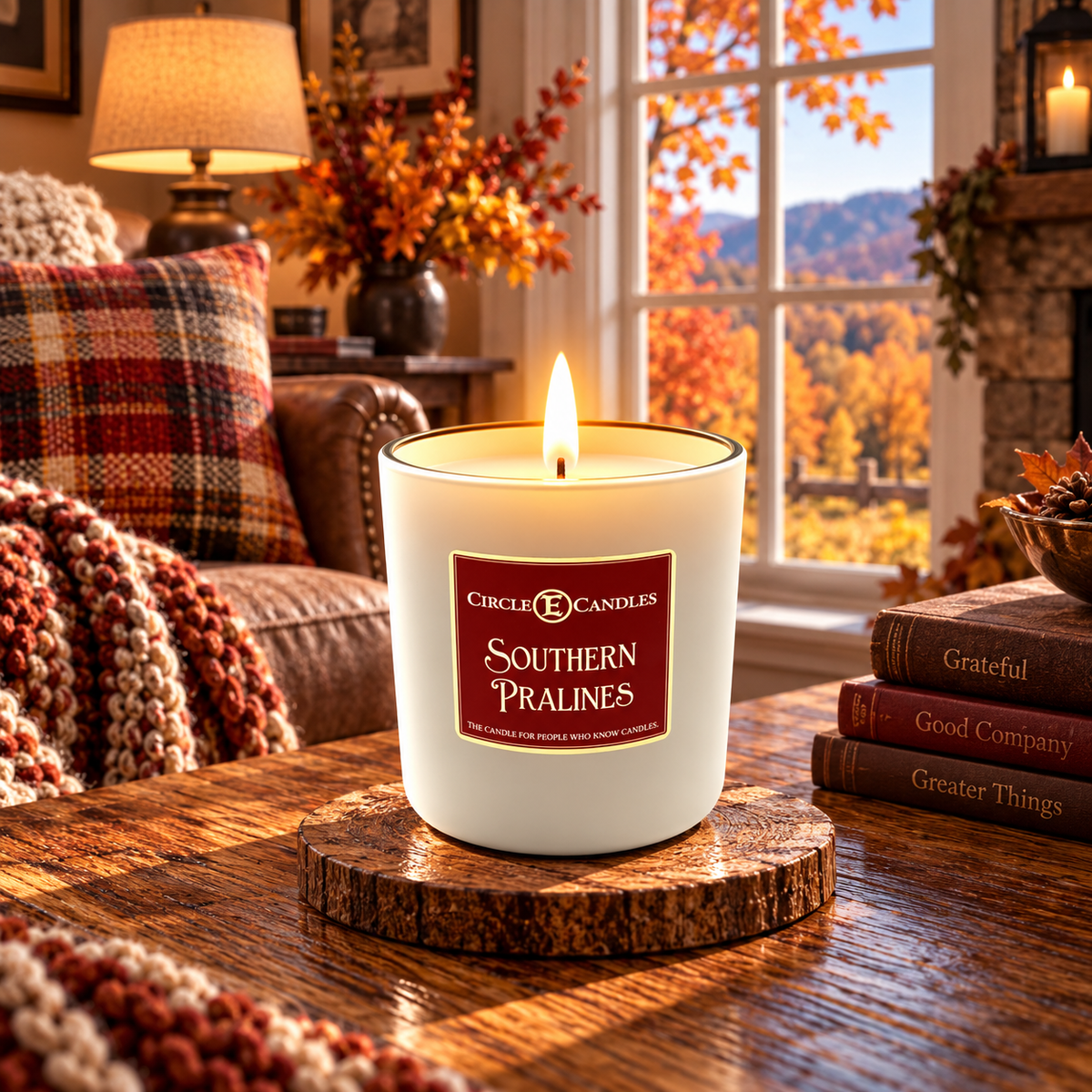 Circle E Candles, Southern Pralines Scent, Medium Size Jar Candle, 7oz – Sweet Nutty Caramel Home Fragrance, Warm Dessert-Inspired Candle, Made in USA