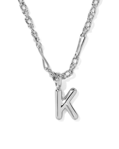 BUBBLE LETTER K SHORT PENDANT NECKLACE SILVER