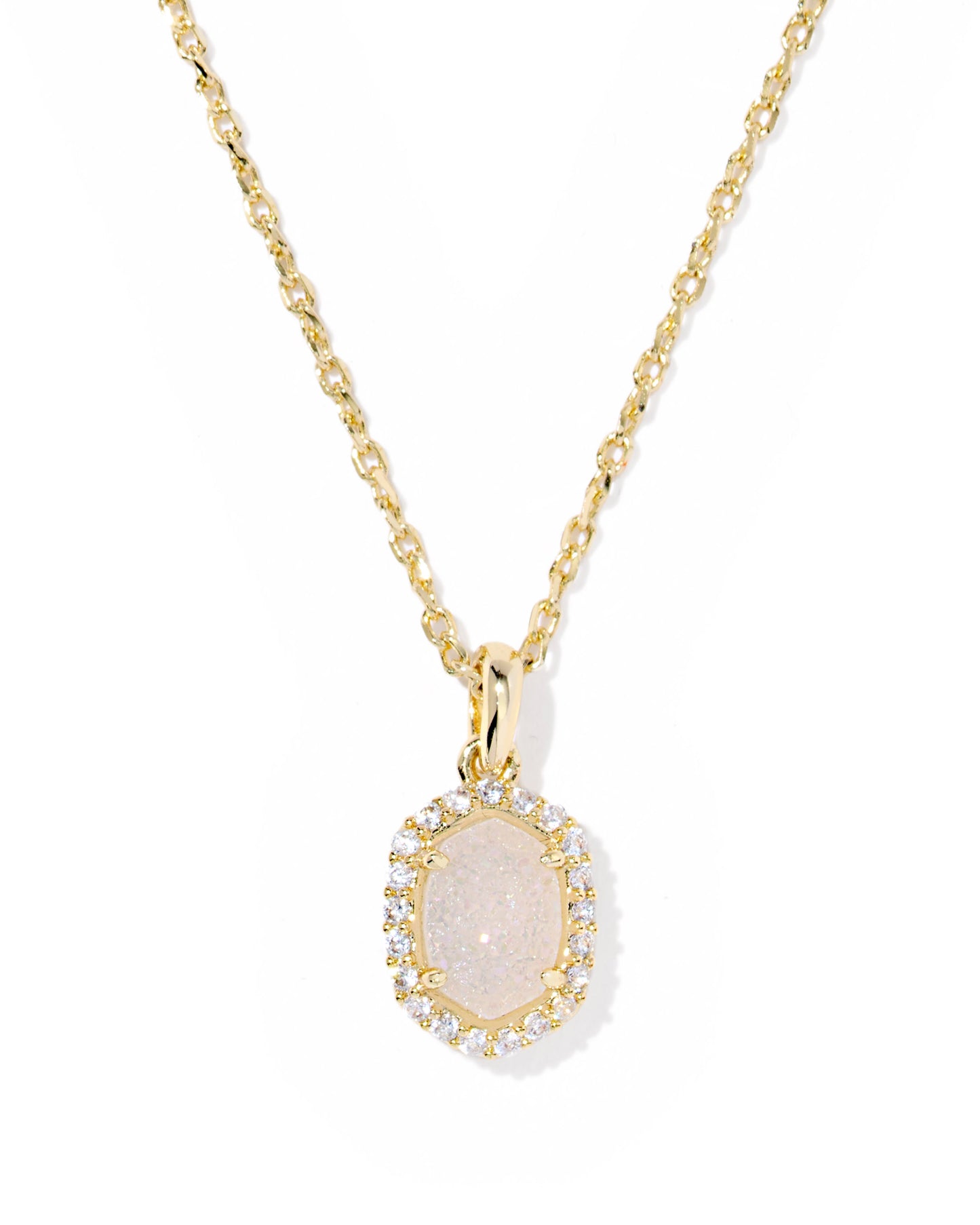 DAPHNE CRYSTAL FRAME SHORT PENDANT NECKLACE