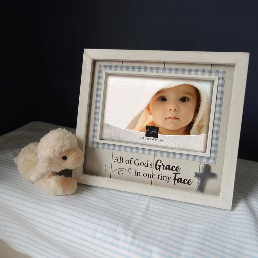 ONE TINY FACE BABY FRAME W/ EASEL BACK & HANGER BO