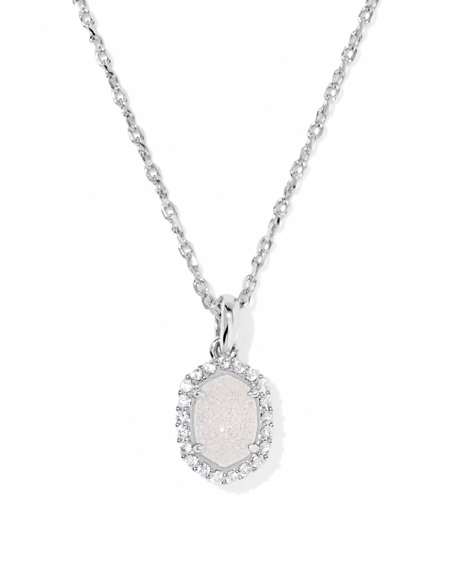 DAPHNE CRYSTAL FRAME SHORT PENDANT NECKLACE