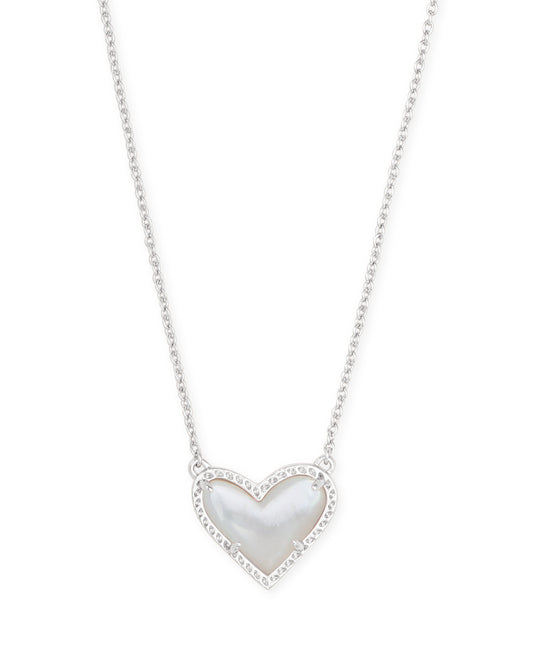 ARI HEART SHORT PENDANT NECKLACE RHODIUM IVORY MOTHER OF PEARL