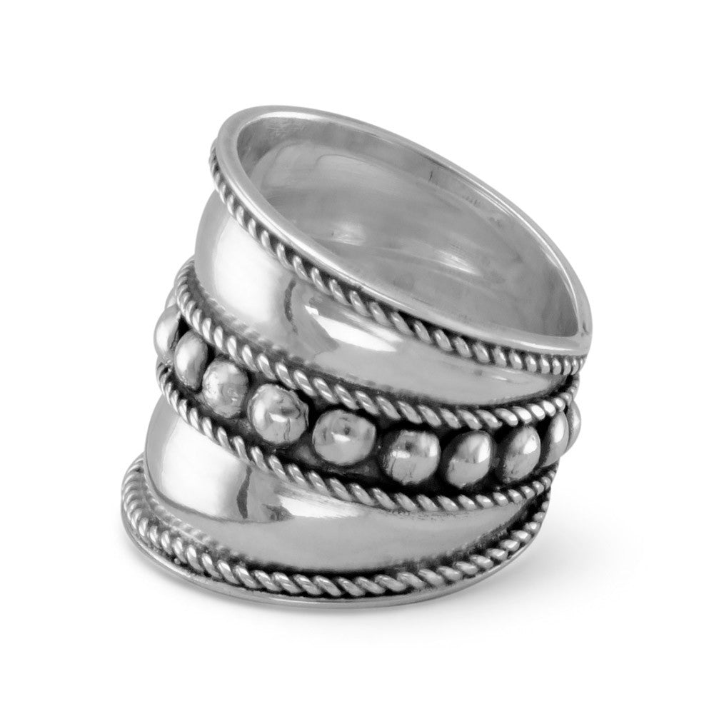 Extel Bali Ring with Flat Beads in the Center and Rope Edge